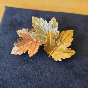 Leaf Broach Tri Color 3 Maple Leaf Gold, Silver & Rose Gold Tone Premier Designs
